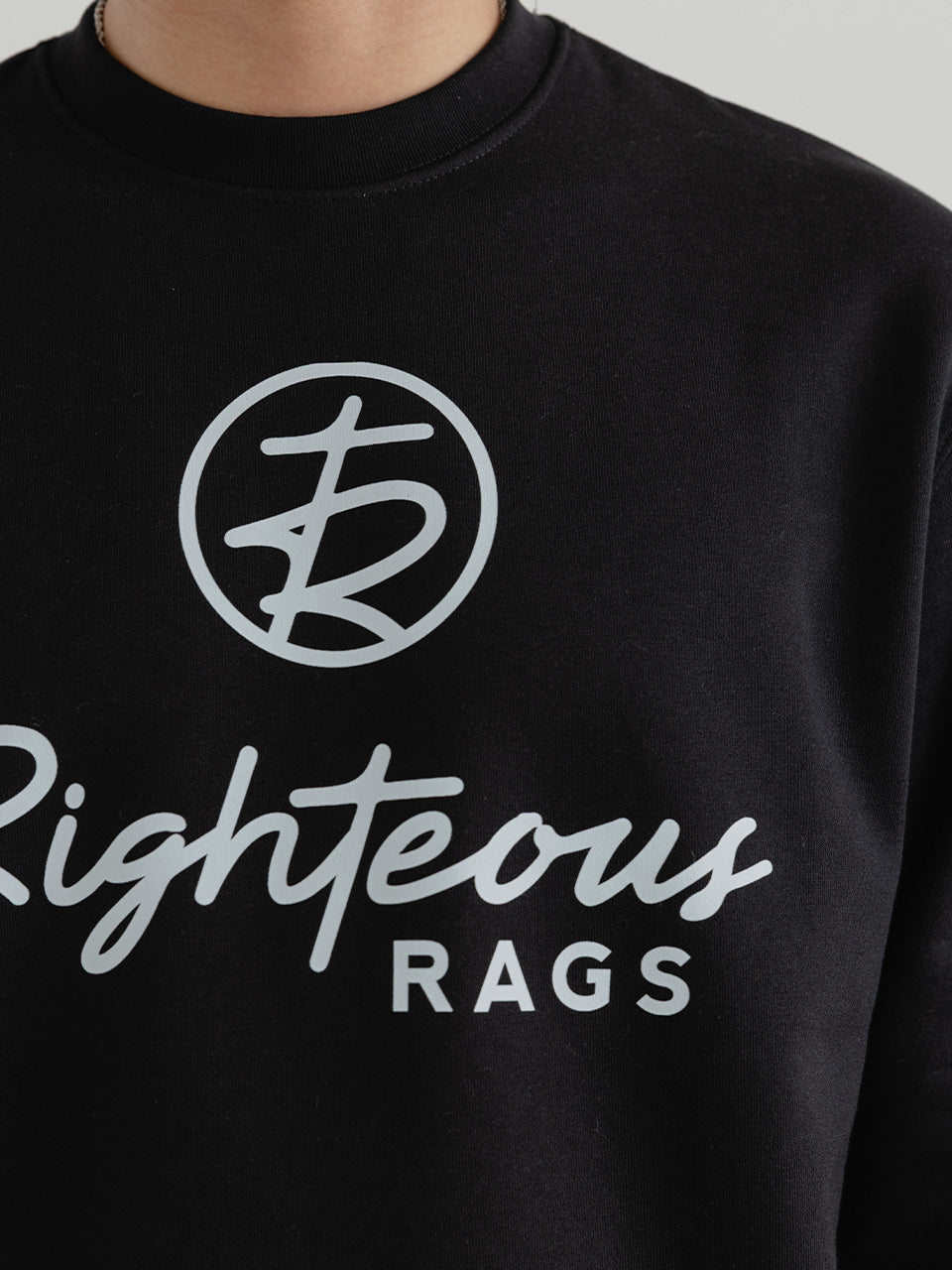 "The Cameron" Sweatshirt - Black